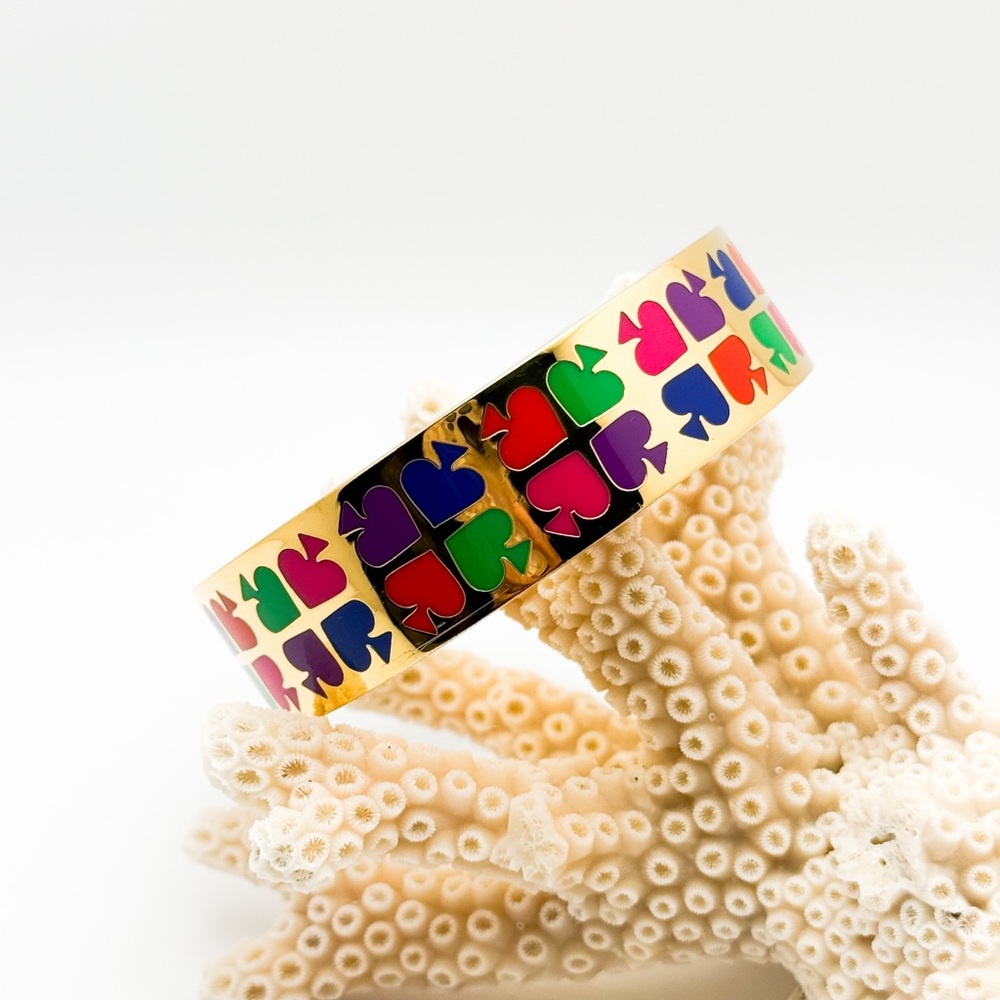♠️ Kate Spade ♠️ “Play Your Cards Right” Gold Bangle with Colorful Spade design - Picture 11 of 14